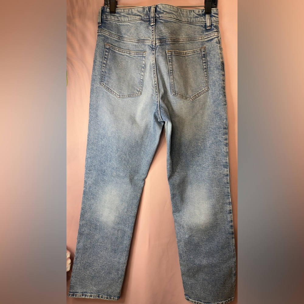 H&M Straight Leg Denim | Classic Staple - Picture 2 of 7